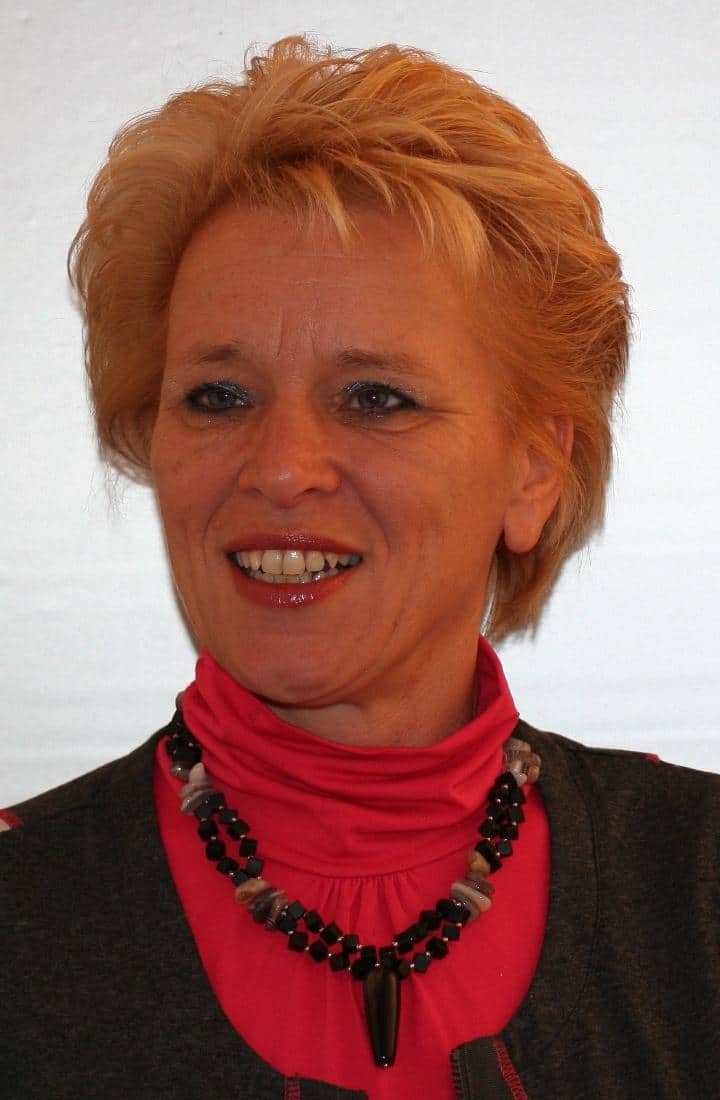 Anita pasfoto(1)